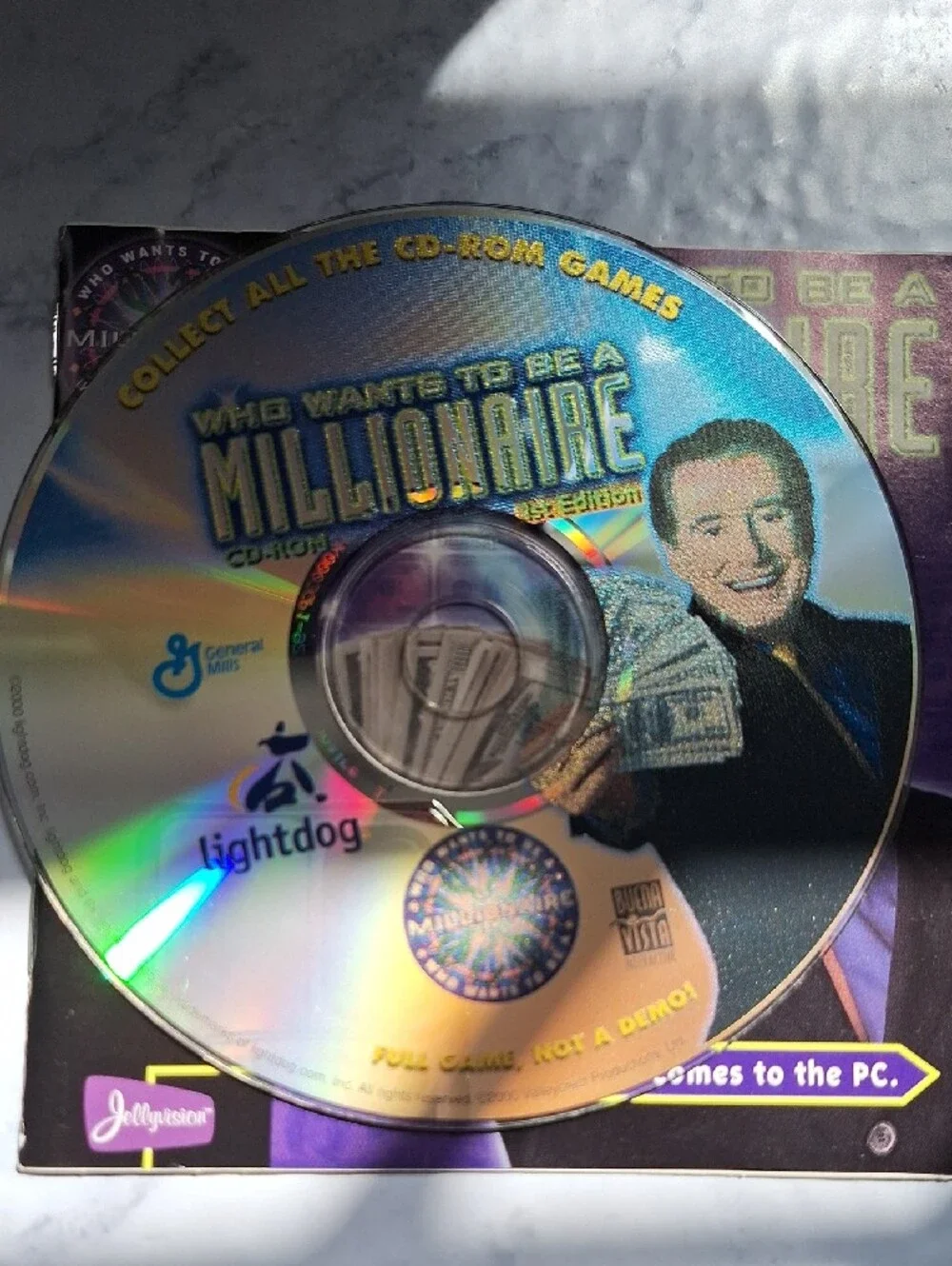 Who Wants to Be a Millionaire PC CD-ROM Starring Regis Philbin